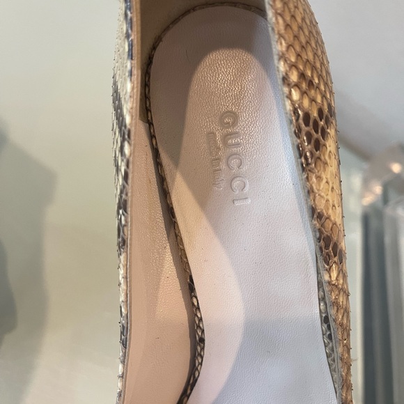 Gucci GENUINE python wedges. Excellent condition. Size 7. - Picture 6 of 6